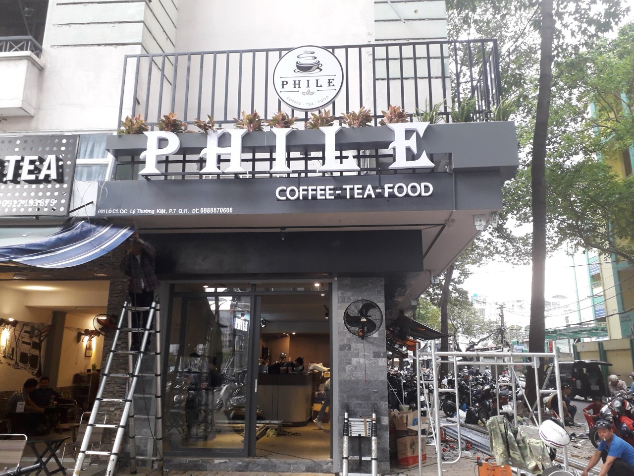 thi-cong-bien-hieu-tphcm