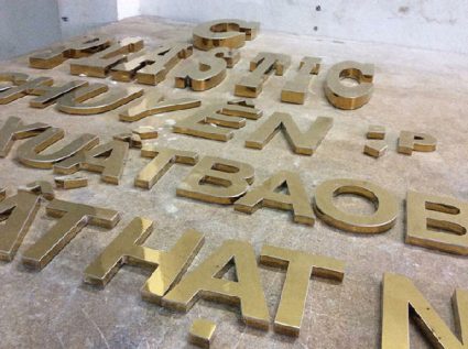 chữ nổi kim loại đẹp