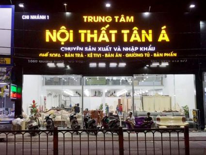 Trang trí mặt tiền showroom đẹp