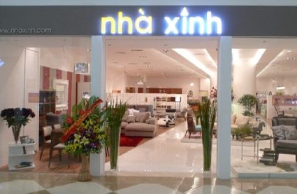Mẫu đèn gắn cho showroom nội thất