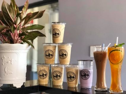 cà phê trà sữa kết hợp