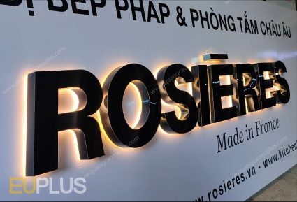 chữ màu đen sáng chân xinh xắn