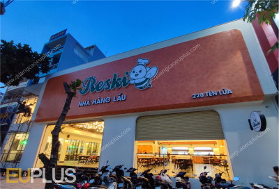 Bảng hiệu cemboard