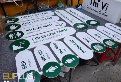 Banner formex dán decal in UV