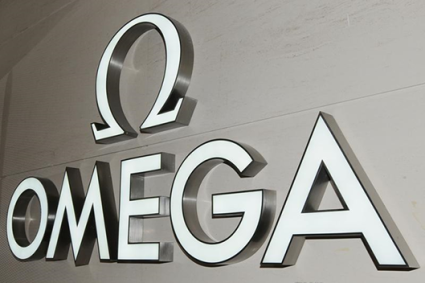 logo chữ inox kết hợp đẹp sang