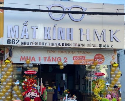 Mắt kính thời trang