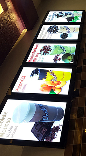 Tranh đèn quảng cáo