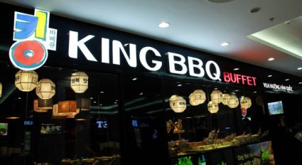 Bảng hiệu quán Hàn