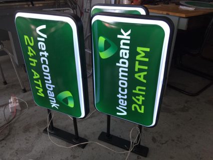 Hộp đèn hút nổi hình chữ nhật