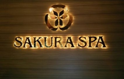 Lắp đặt logo Spa