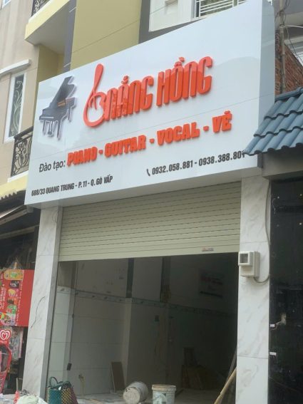 Bảng hiệu alu chữ mica Tân Phú