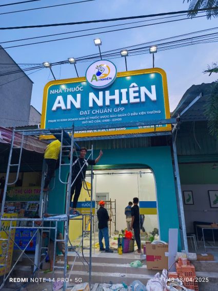 Làm bảng hiệu nhà thuốc tây