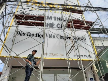 Thi công bảng hiệu ALu