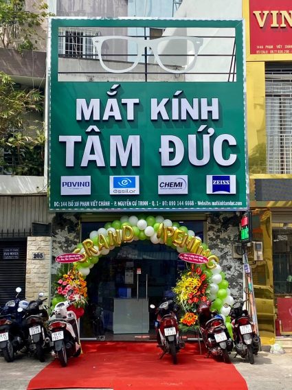 Thi công bảng hiệu mắt kính