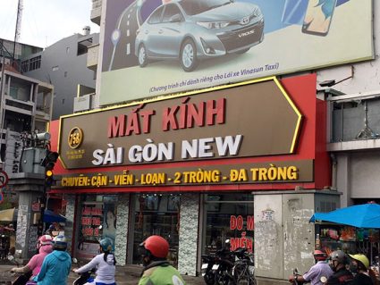Bảng hiệu kính đẹp