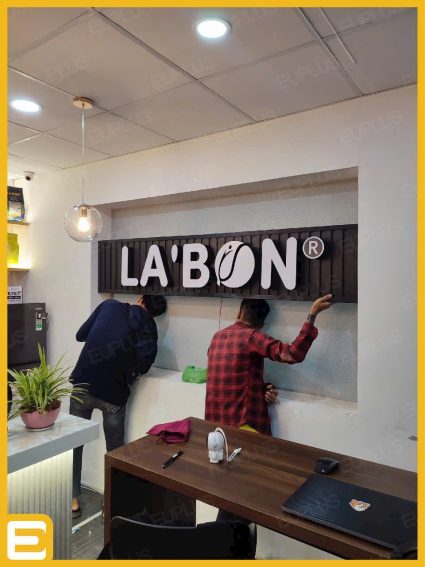 Mẫu backdrop đơn gian, sang trọng