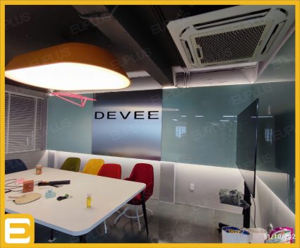 Mẫu backdrop đơn giản, sang trọng