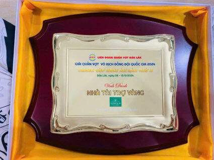 Bảng vinh danh sang trọng