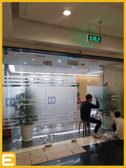 Dán decal văn phòng