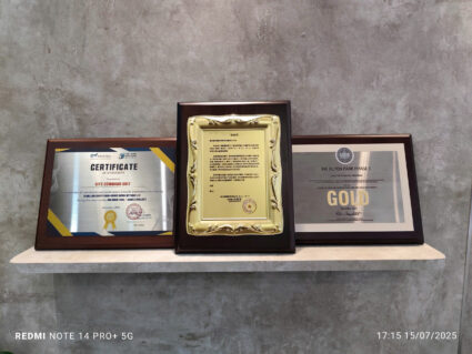 Bảng vinh danh công ty