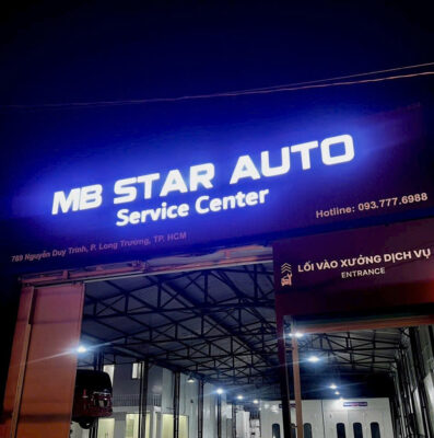Bảng hiệu showroom ôtô