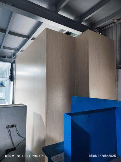 Thi công vách panel lắp ráp