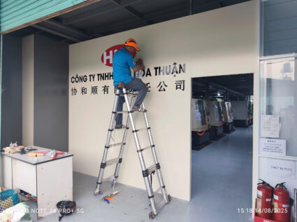 Thi công vách ngăn alu nhà xưởng