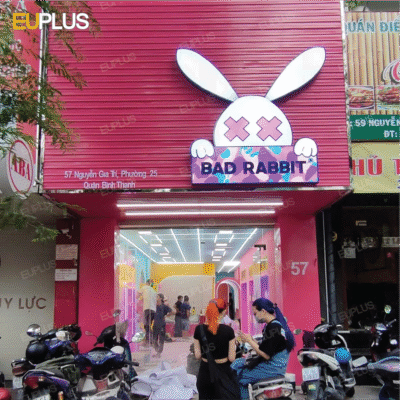 Mẫu bảng hiệu shop quần áo