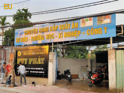 công ty làm bảng quảng cáo