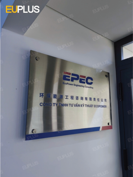 thi công logo sang trọng