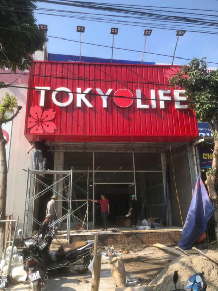 thi công bảng hiệu quảng cáo