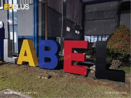 Lắp đặt logo nhà máy