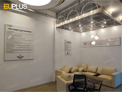 Tranh tiểu ngữ văn phòng