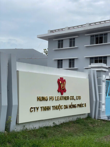 Thi công logo nhà xưởng