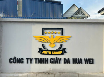 Thi công logo nhà máy